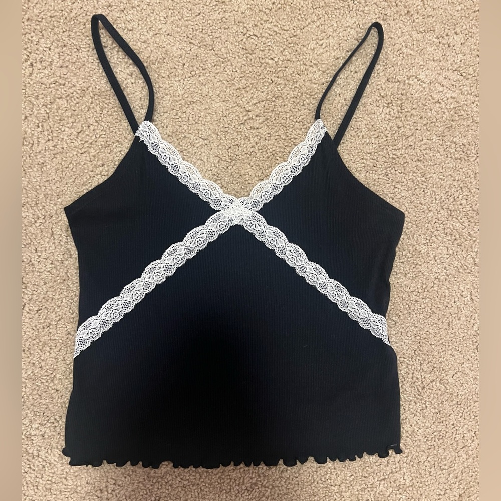 Topshop- coquette laced cami top size 8, brand new without tags